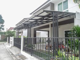 หลังคา ที่จอดรถในบ้าน